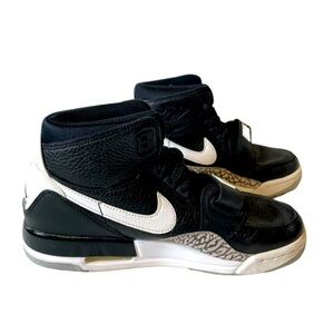 Air Jordan Boys Legacy 312 AT4040-001 Black Cement High Sneakers Size 6.5 Youth